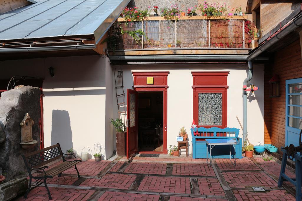 Apartman Na Zlatom Dvore Banska Stiavnica Bilik gambar