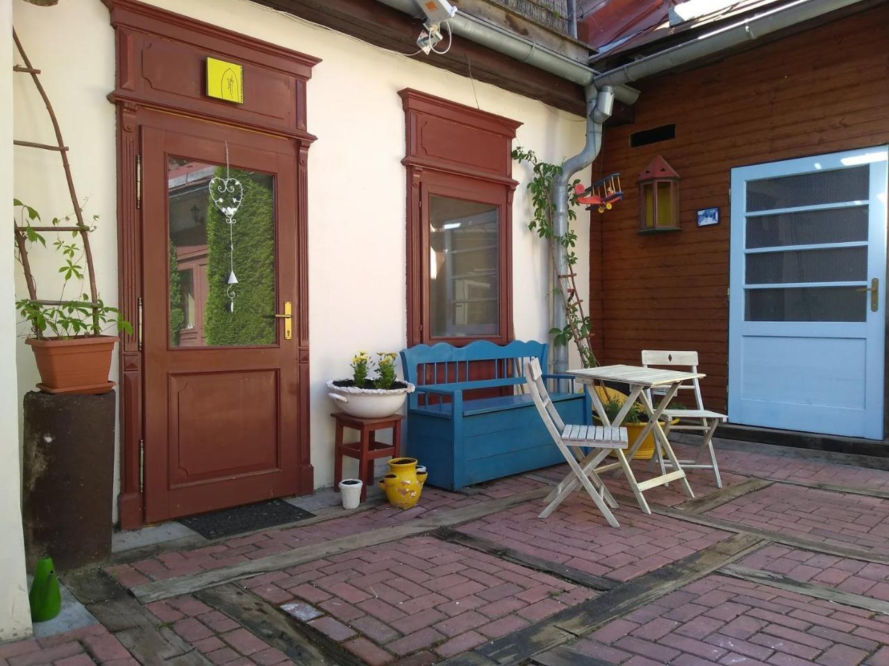 Apartman Na Zlatom Dvore Banska Stiavnica Luaran gambar